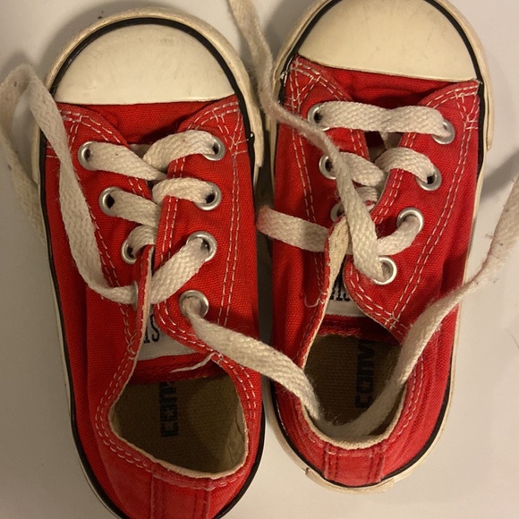Red toddler converse - Picture 3 of 3